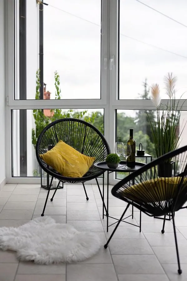 Villa Adriatic, Apartment Chiara With Sea View And Heated Swimming Pool, Free Private Parking, Icici